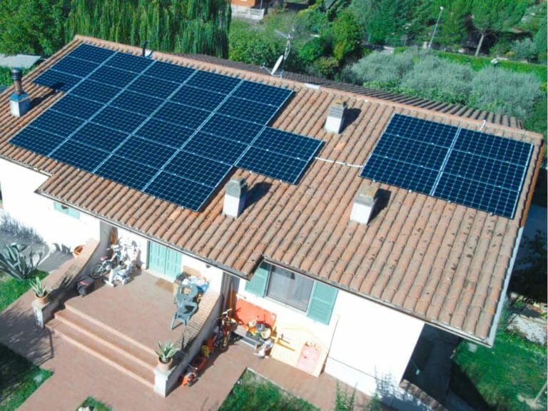 impianto fotovoltaico in Valore Comunity